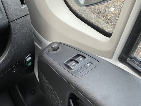 Citroen Relay 40 L4H2 17seat Flexilite minibus with mesh ramp, sensors. Euro 6. Non-D1. 28