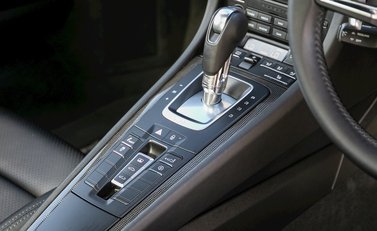 Porsche 911 (991.2) Turbo S 20