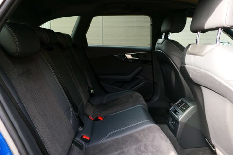 Audi A4 2.0 A4 Black Edition 40 TDI Quattro Semi-Auto 4WD 5dr 51