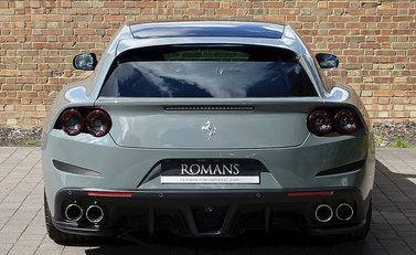 Ferrari GTC4 Lusso 12