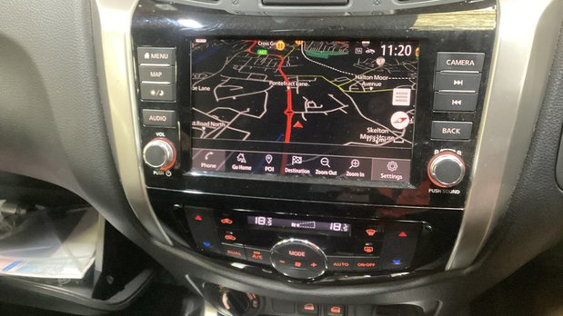 Nissan Navara Tekna | Auto | 2.3 LT | Double Cab | Sensors | Camera | EURO 6 | NO VAT 11