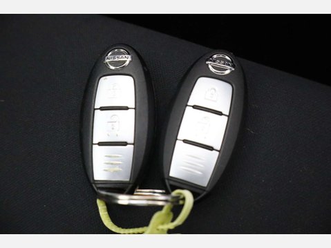 Nissan Qashqai 1.2 Qashqai N-Connecta DiG-T 5dr 48