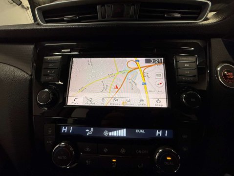 Nissan Qashqai 1.3 Qashqai Tekna DiG-T Semi-Auto 5dr 24