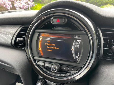 Mini Hatch 1.5 One Classic Hatchback 5dr Petrol Manual Euro 6 (s/s) (102 ps) 27