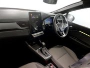 Renault Captur 1.6 E-TECH techno SUV 5dr Petrol Hybrid Auto Euro 6 (s/s) (145 ps) Air Con 15