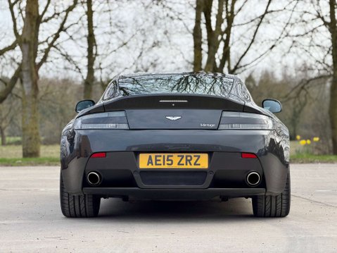 Aston Martin Vantage 4.7 Vantage V8 Auto 3dr 19