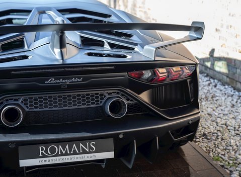 Lamborghini Aventador SVJ LP 770-4 25
