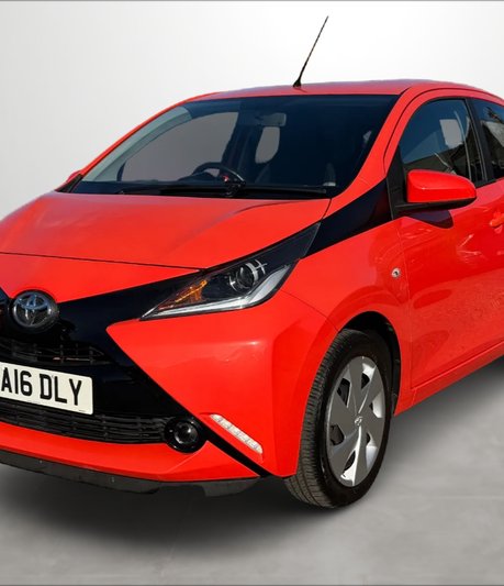 Toyota Aygo 1.0 VVT-i X-Play 5dr x-shift