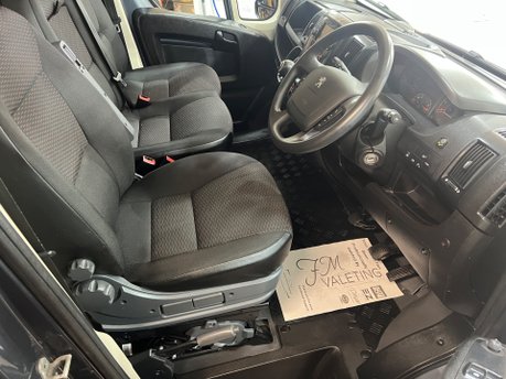 Peugeot Boxer BLUEHDI 435 L4H2 PROFESSIONAL P/V 9