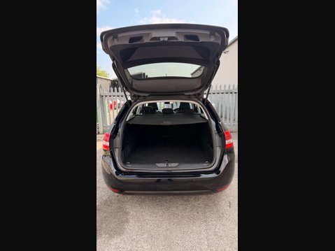 Peugeot 308 1.5 308 Active SW Blue HDi S/S 5dr 31