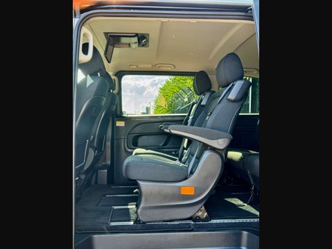 Mercedes-Benz V Class 2.2 V220d BlueTEC SE MPV 5dr Diesel G-Tronic+ Euro 6 (s/s) 7 Seat (163 ps) 63