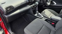Toyota Yaris Cross 1.5 VVT-h Design SUV 5dr Petrol Hybrid E-CVT Euro 6 (s/s) (116 ps) 32