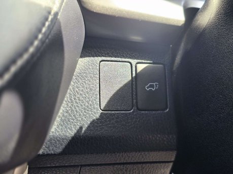 Toyota Rav4 2.5 VVT-h Business Edition Plus SUV 5dr Petrol Hybrid CVT Euro 6 (s/s) (Saf 27