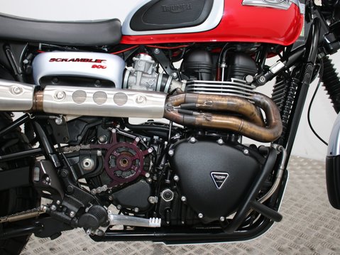 Triumph Scrambler BONNEVILLE SCRAMBLER 865 25