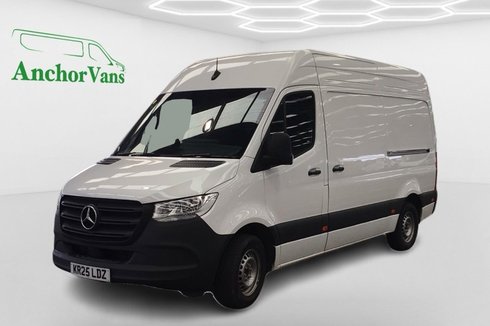 Mercedes-Benz Sprinter AUTO MWB L2H2 High Roof Pro Air Con Camera EURO 6