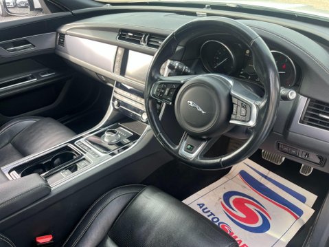 Jaguar XF 2.0d R-Sport Auto Euro 6 (s/s) 4dr 40