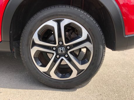 Honda HR-V 1.6 I-DTEC SE NAVI 50,000m, 1 owner Full Honda History £20 road tax 36