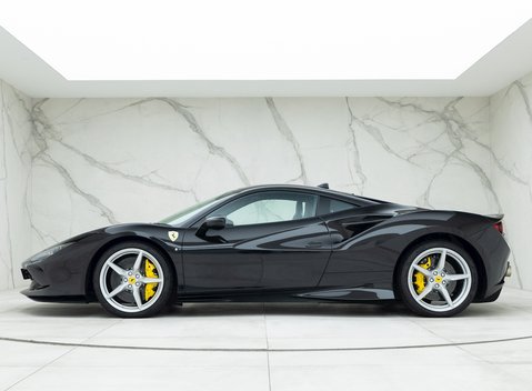 Ferrari F8 Tributo 2