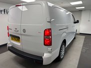Vauxhall Vivaro 1.5 Vivaro F2900 Professional S/S 29