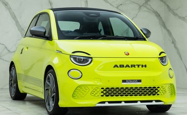 Abarth 500e Scorpionissima Cabrio 7