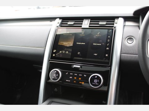 Land Rover Discovery R-DYNAMIC HSE MHEV 19