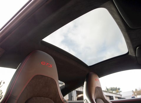 Porsche 911 (991.2) Carrera 4 GTS 16