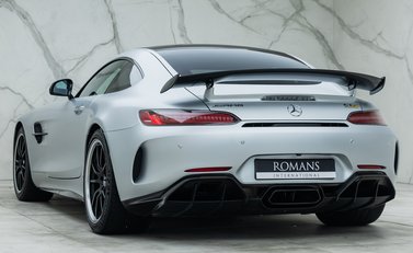 Mercedes-Benz AMG GT R 9