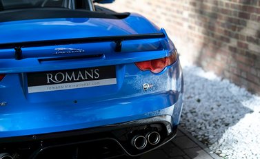 Jaguar F-Type SVR Convertible 21