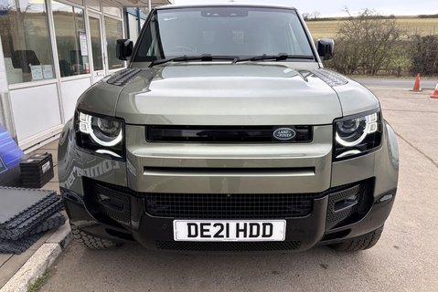 Land Rover Defender 110 D250 Hard Top SE MHEV - No VAT 9