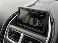 Aston Martin DB11 4.0L V8 Coupe 64