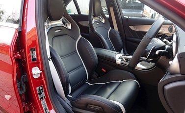 Mercedes-Benz C63 C63 S Saloon 16