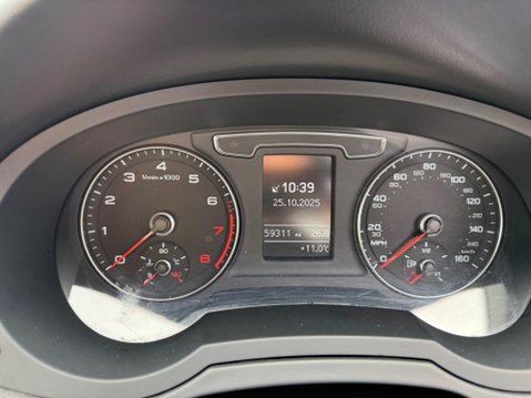 Audi Q3 1.4 TFSI CoD Black Edition SUV 5dr Petrol Manual Euro 6 (s/s) (150 ps) 42