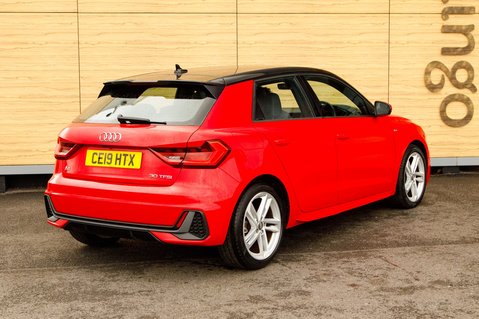 Audi A1 SPORTBACK TFSI S LINE 2