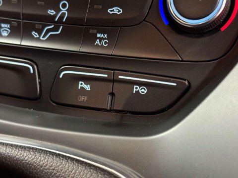 Ford Kuga 1.5 TDCi EcoBlue ST-Line Edition SUV 5dr Diesel Manual Euro 6 (s/s) (120 ps 56