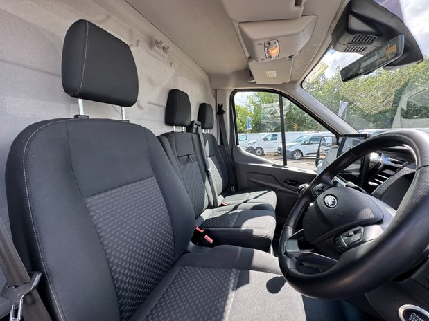 Ford Transit LWB L3H2 Med Roof Limited 350 Air Con Alloys Camera Nav Sensors EURO 6 20