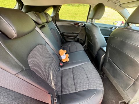 Kia Ceed CRDI 3 ISG 51