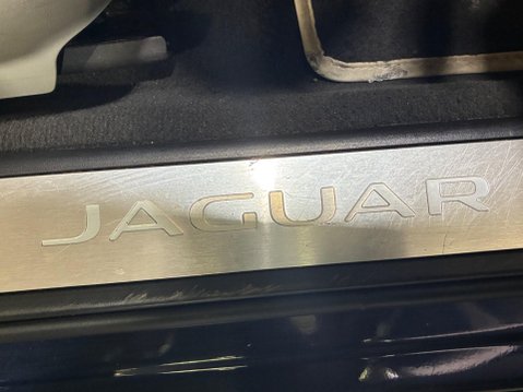 Jaguar XF 2.2d Luxury Auto Euro 5 (s/s) 4dr 48