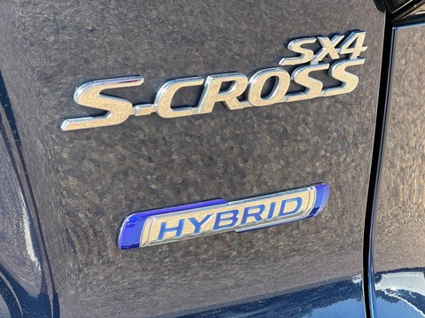 Suzuki S-Cross MOTION BOOSTERJET MHEV 20