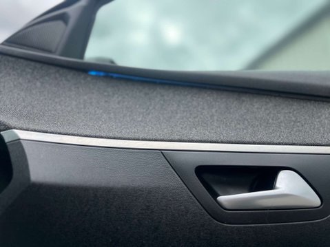 Peugeot 3008 1.6 3008 Allure Blue HDi S/S 5dr 27