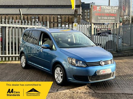 Volkswagen Touran 1.6 TDI BlueMotion Tech SE DSG Euro 5 (s/s) 5dr