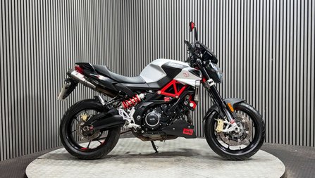 Aprilia Shiver 2018 16K GREAT RUNNING PROJECT BIKE SUPERMOTO 900CC