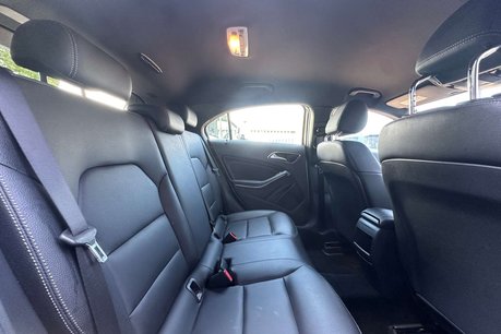 Mercedes-Benz A Class 1.5 A180 CDI Sport Edition Hatchback 5dr Diesel 7G-DCT Euro 5 (s/s) (109 ps 19