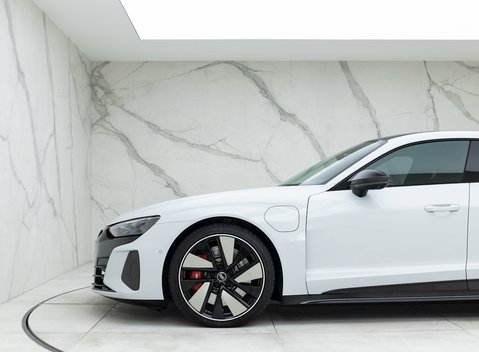 Audi RS E-Tron GT Carbon Vorsprung 30