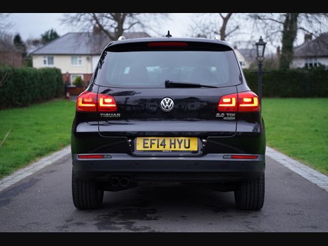 Volkswagen Tiguan 2.0 TDI BlueMotion Tech Match DSG 4WD Euro 5 (s/s) 5dr 10