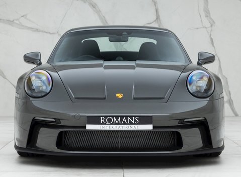 Porsche 911 (992) GT3 Touring 4