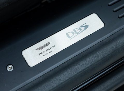 Aston Martin DBS Superleggera 21