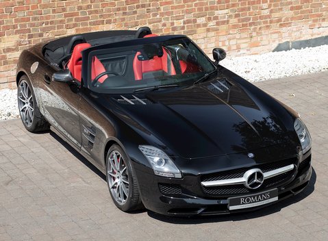 Mercedes-Benz SLS AMG Roadster 8