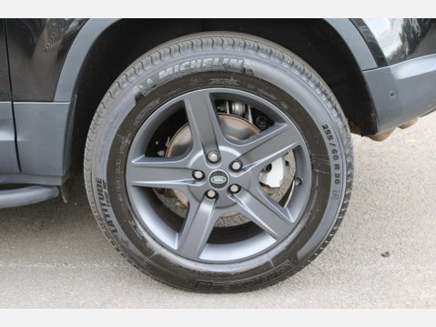 Land Rover Defender 3.0 D250 MHEV HSE 4WD Auto 3dr 31