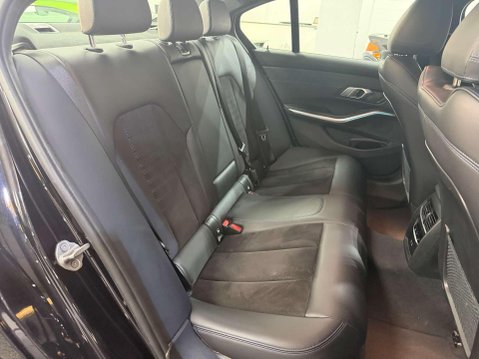 BMW 3 Series 2.0 330e 12kWh M Sport Saloon 4dr Petrol Plug-in Hybrid Auto Euro 6 (s/s) ( 38