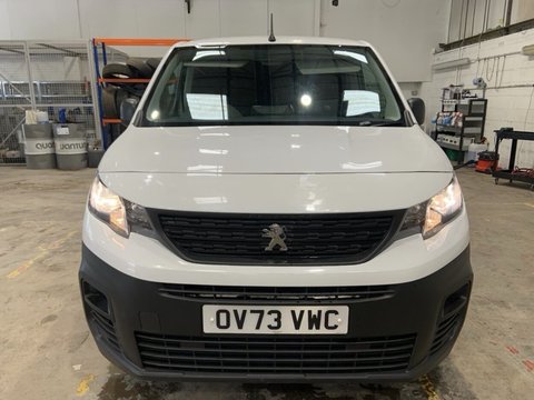 Peugeot Partner BLUEHDI PROFESSIONAL PREMIUM PLUS L1 2